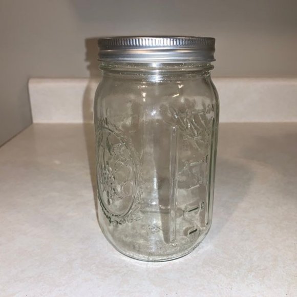 Set of 5 Ball glass jars, 32 oz. and 16 oz. - Picture 7 of 7